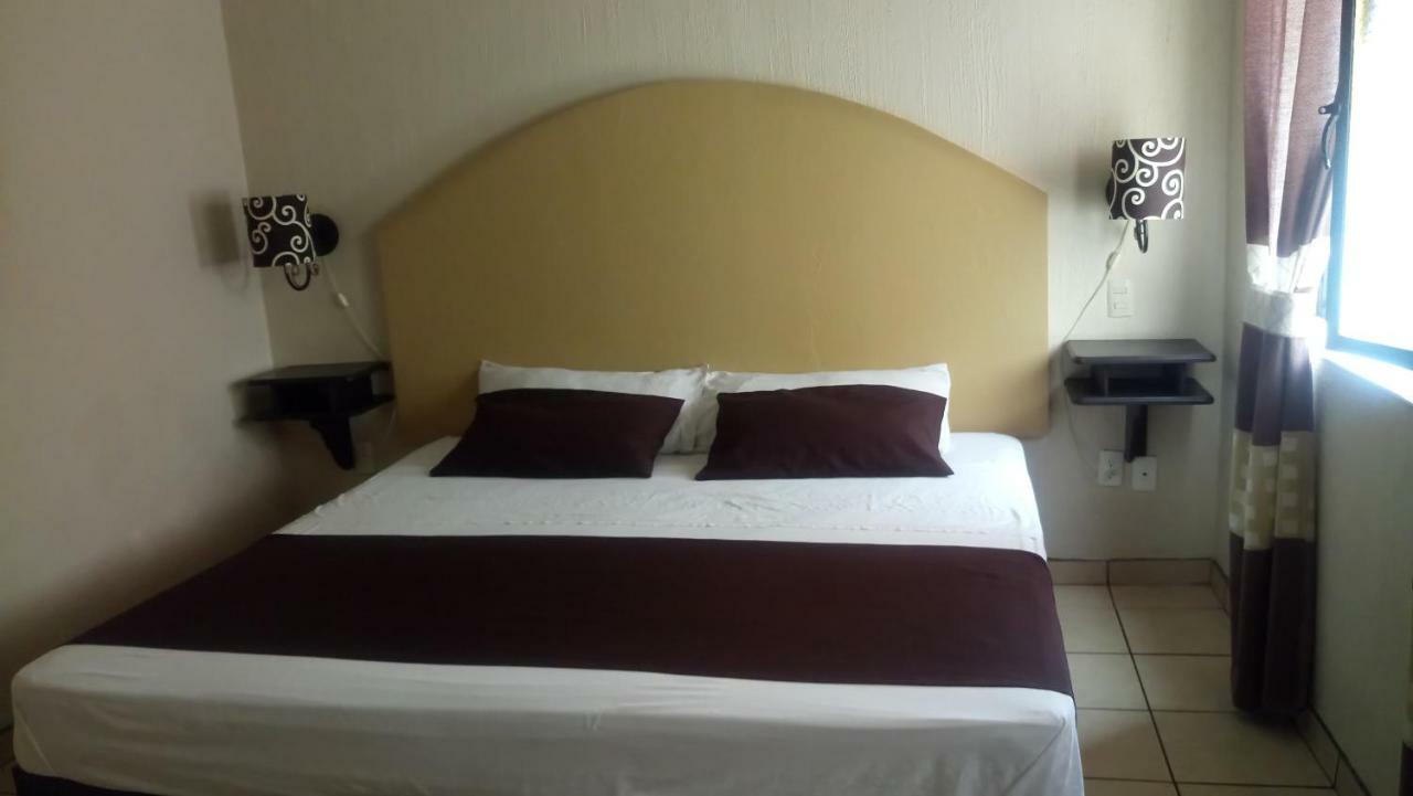 Hotel Brambila Union de Tula Extérieur photo